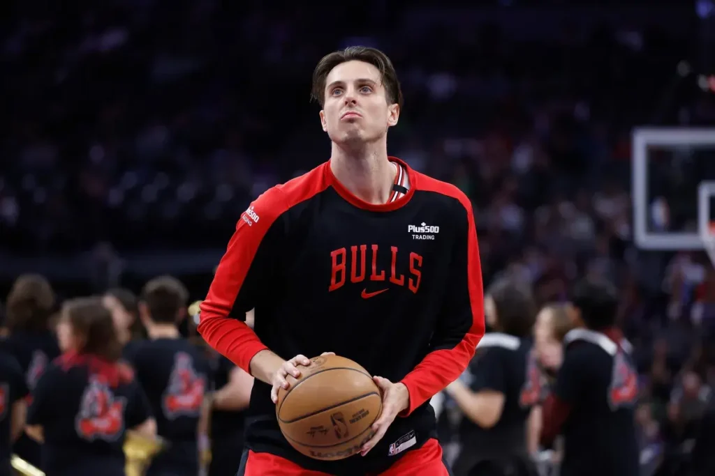 Bulls Zach Collins Suggests Nikola Vučević Should Be More Selfish